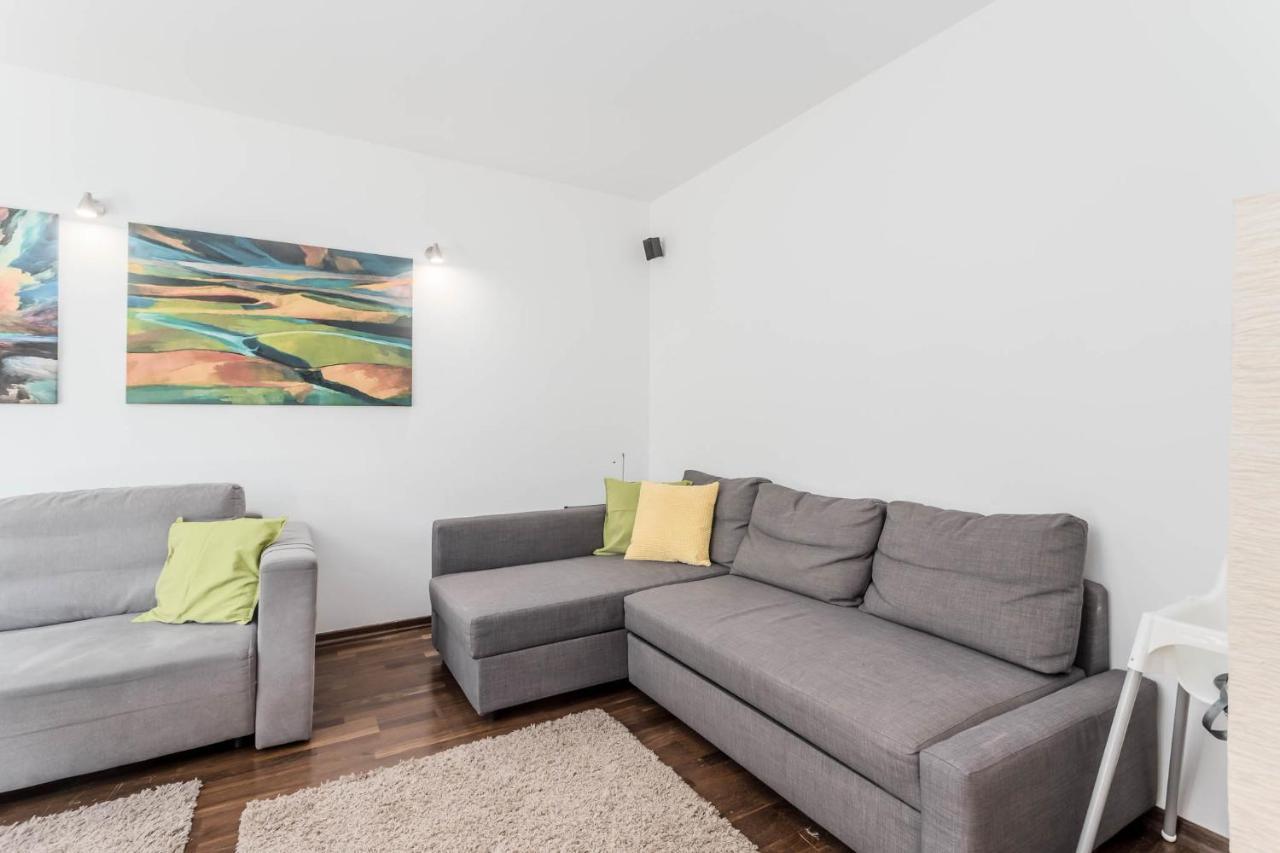 Chill Apartments Kabaty Family Varsovia Exterior foto
