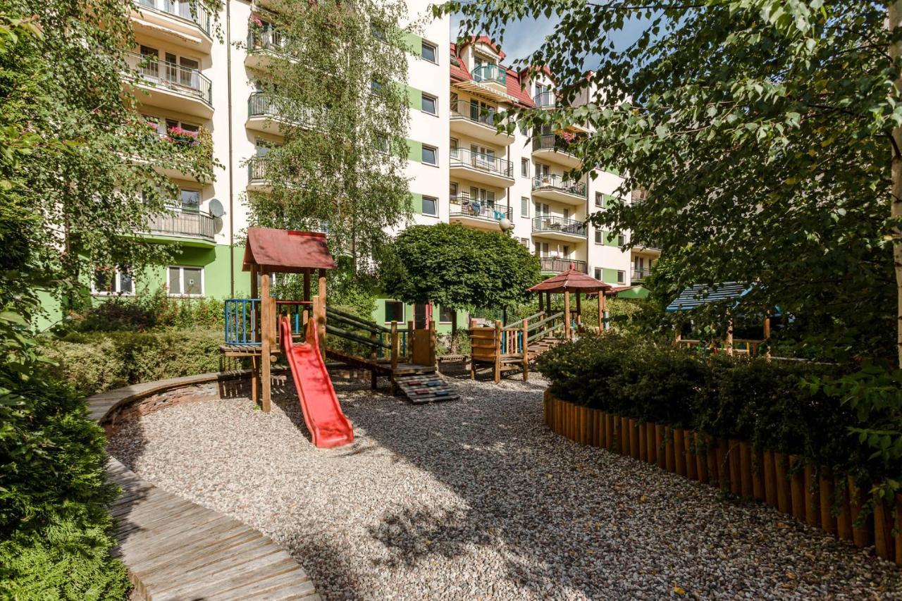 Chill Apartments Kabaty Family Varsovia Exterior foto