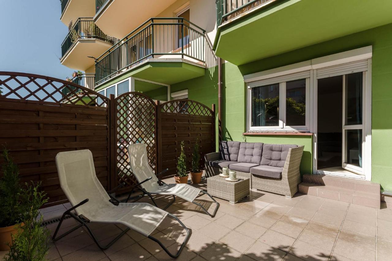 Chill Apartments Kabaty Family Varsovia Exterior foto