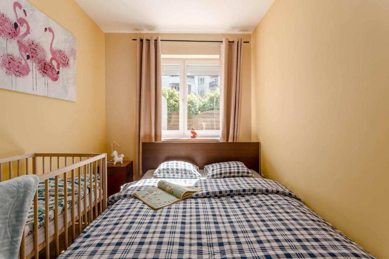 Chill Apartments Kabaty Family Varsovia Exterior foto